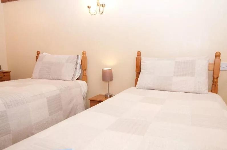 Bed and Breakfast Hopley House Мидлвич Экстерьер фото